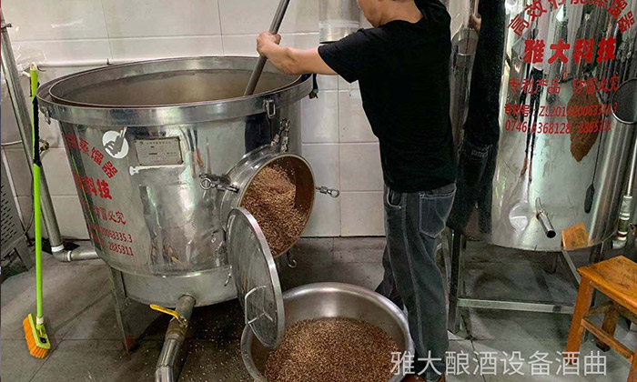 雅大釀酒設備操作簡單